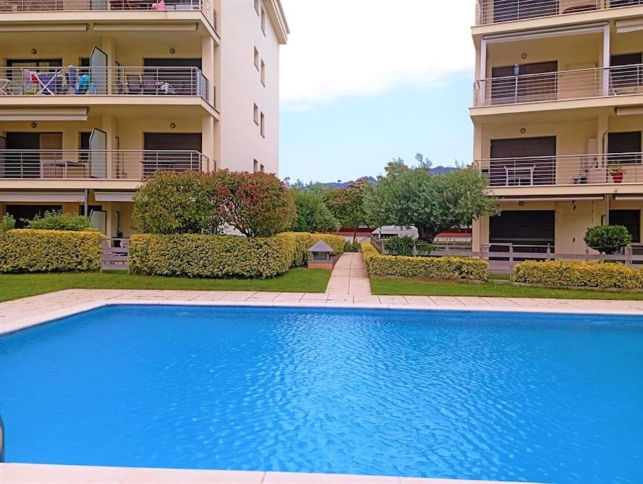 Apartamento En Primera Linea De Mar Росас Экстерьер фото